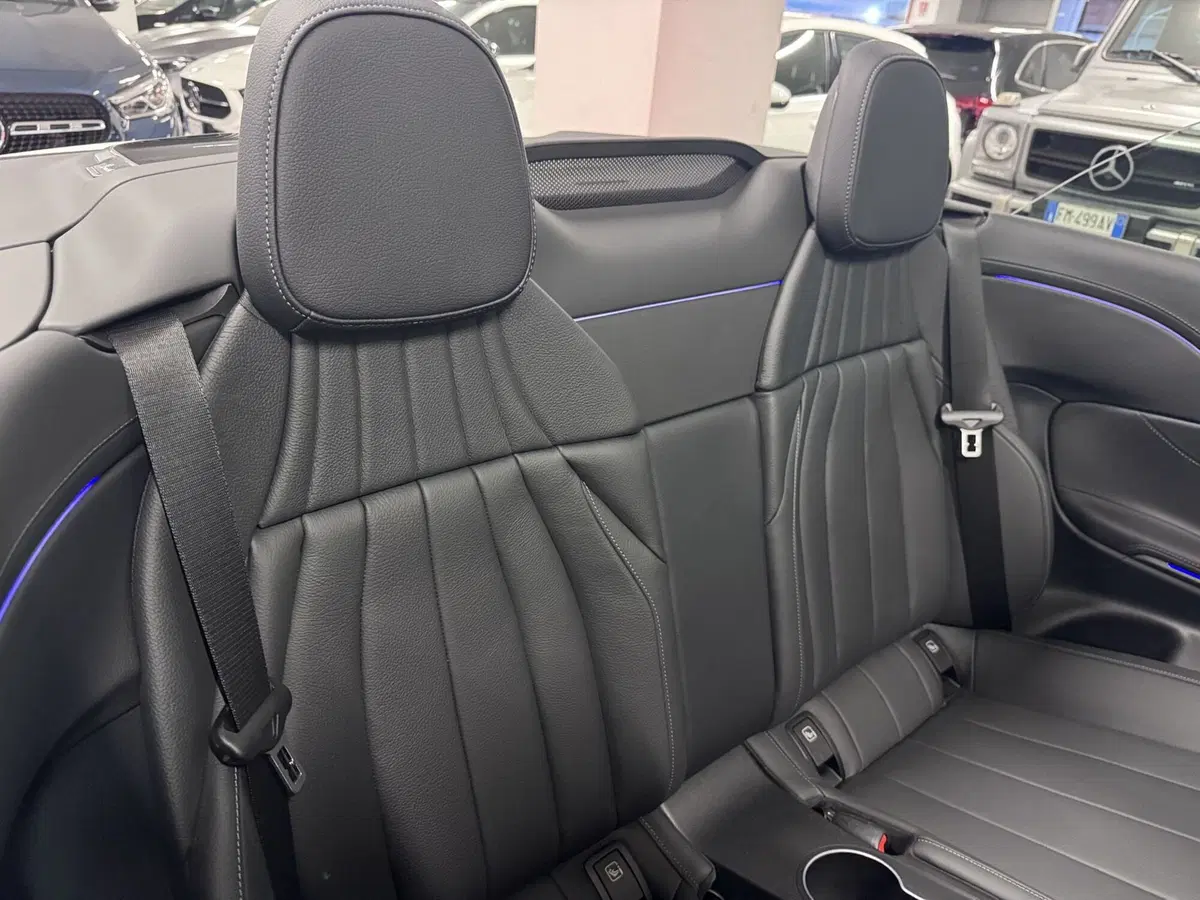 Mercedes-Benz CLE Cabrio nuova a Messina (10)