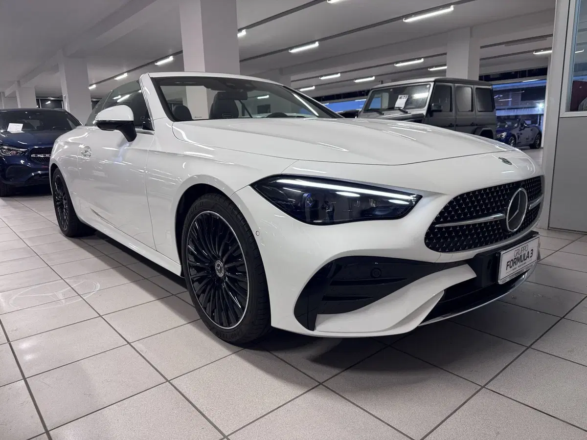 Mercedes-Benz CLE Cabrio nuova a Messina (2)