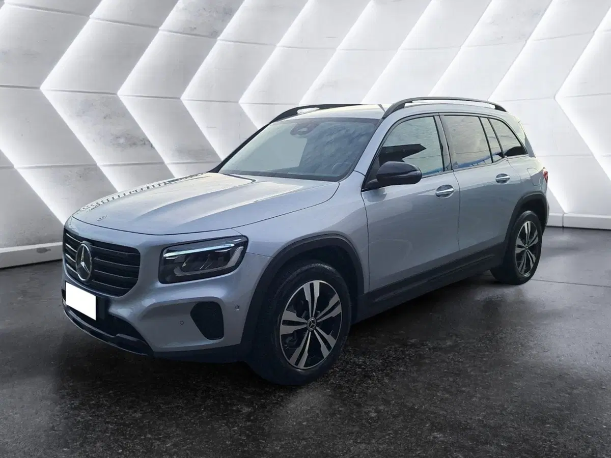Mercedes-Benz GLB usata a Salerno