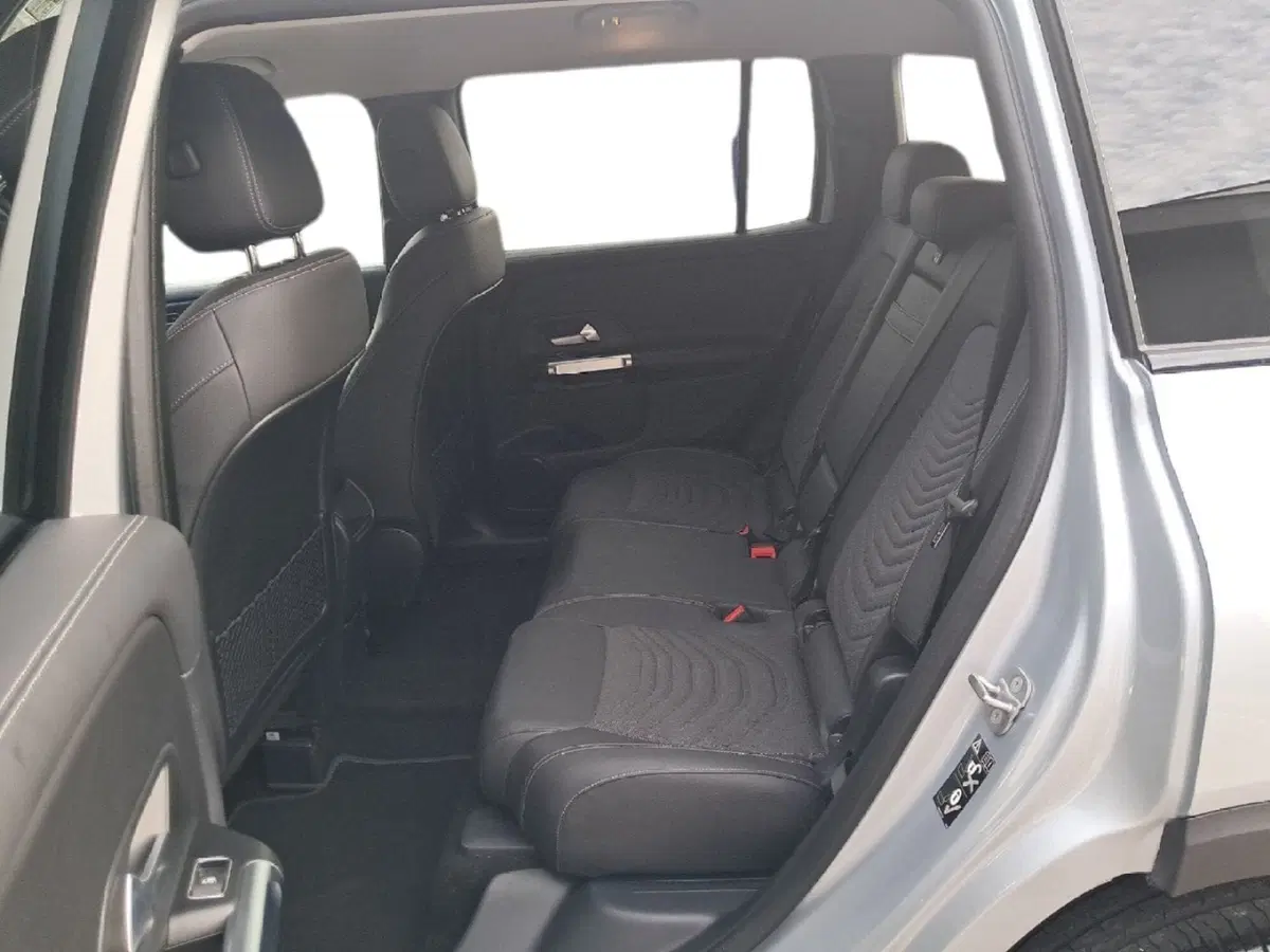 Mercedes-Benz GLB usata a Salerno (11)