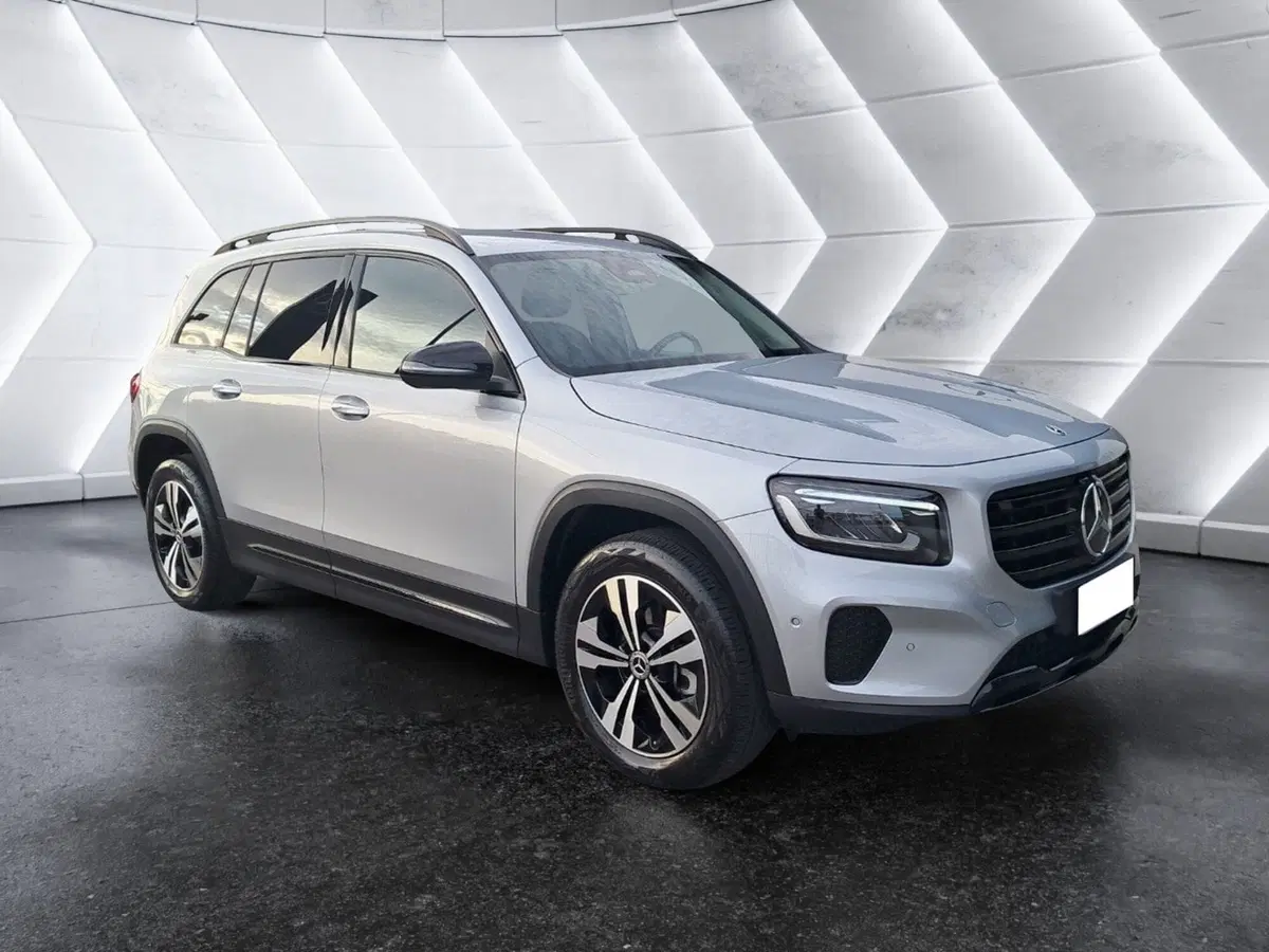 Mercedes-Benz GLB usata a Salerno (3)