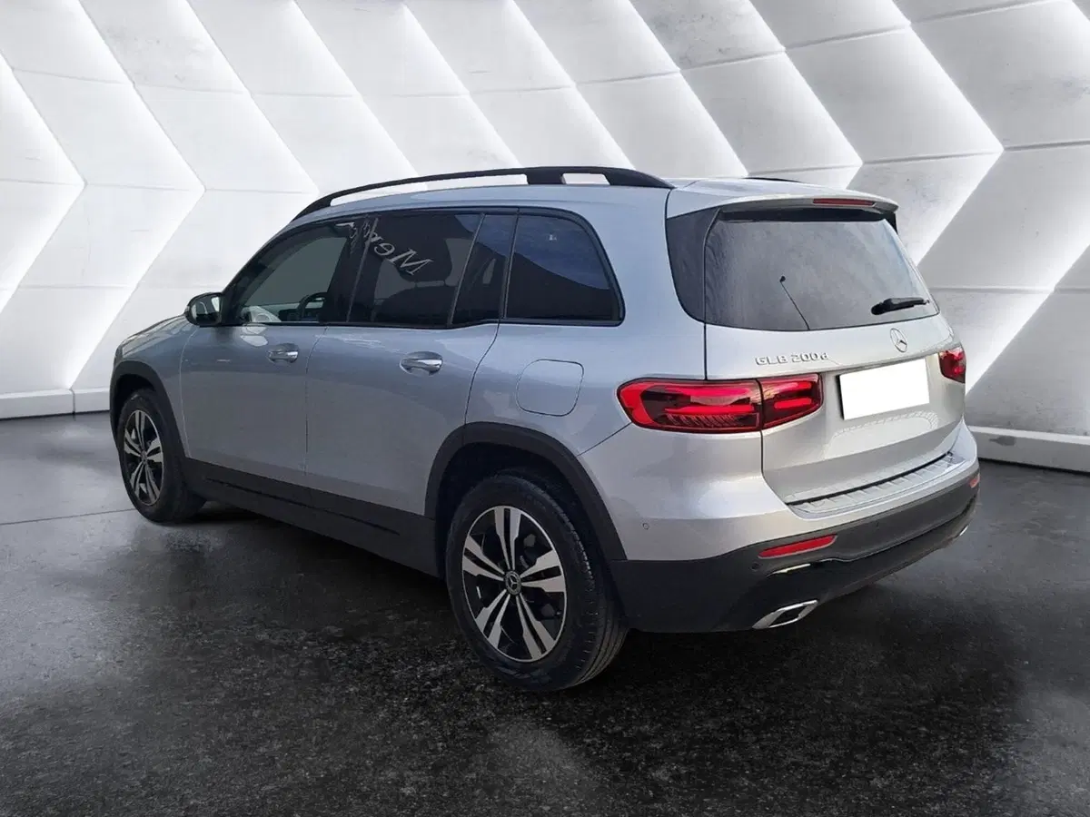 Mercedes-Benz GLB usata a Salerno (7)