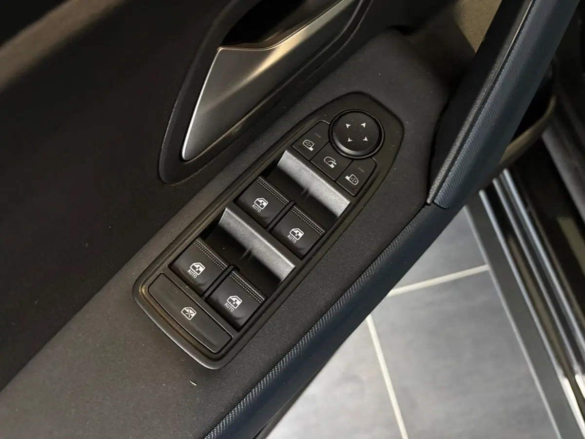 Dacia Bigster nuova a Vercelli (9)