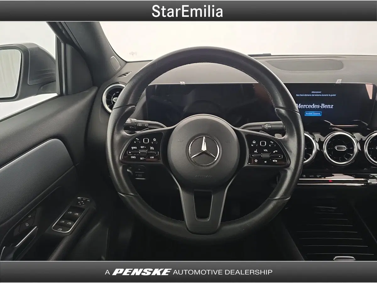 Mercedes-Benz GLA SUV usata a Bologna (19)