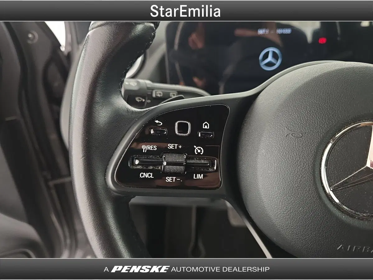 Mercedes-Benz GLA SUV usata a Bologna (20)