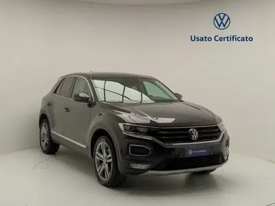 Volkswagen T-Roc 1.5 TSI ACT Advanced BlueMotion Technology del 2021 usata a Pratola Serra