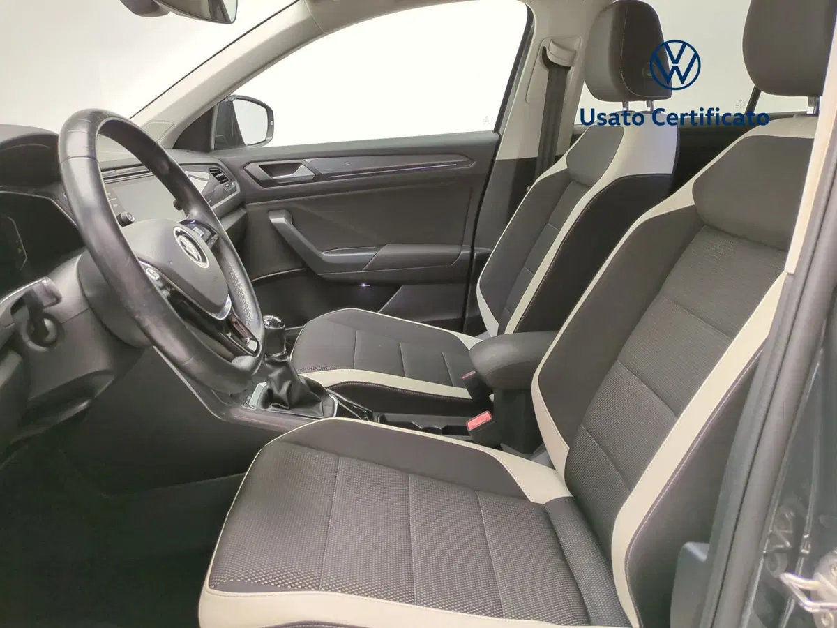 Volkswagen T-Roc usata a Avellino (13)