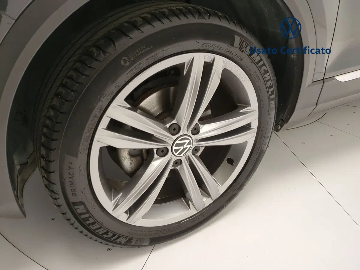 Volkswagen T-Roc usata a Avellino (9)