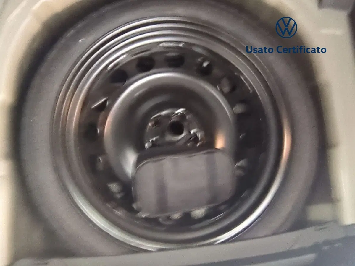 Volkswagen T-Cross usata a Avellino (16)