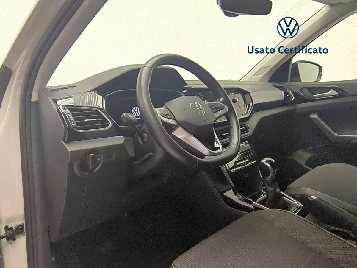 Volkswagen T-Cross usata a Avellino (19)