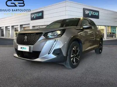 Peugeot 2008 1.2 hybrid GT 145cv e-dcs6 del 2026 usata a Prato