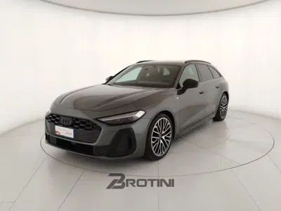 Audi A5 Avant 2.0 tfsi S line edition quattro 204cv s-tronic del 2026 usata a Massa