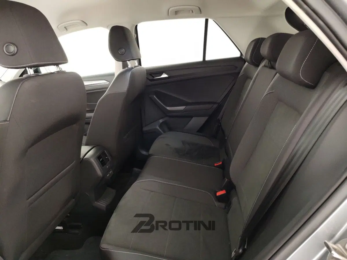 Volkswagen T-Roc usata a Massa-Carrara (10)