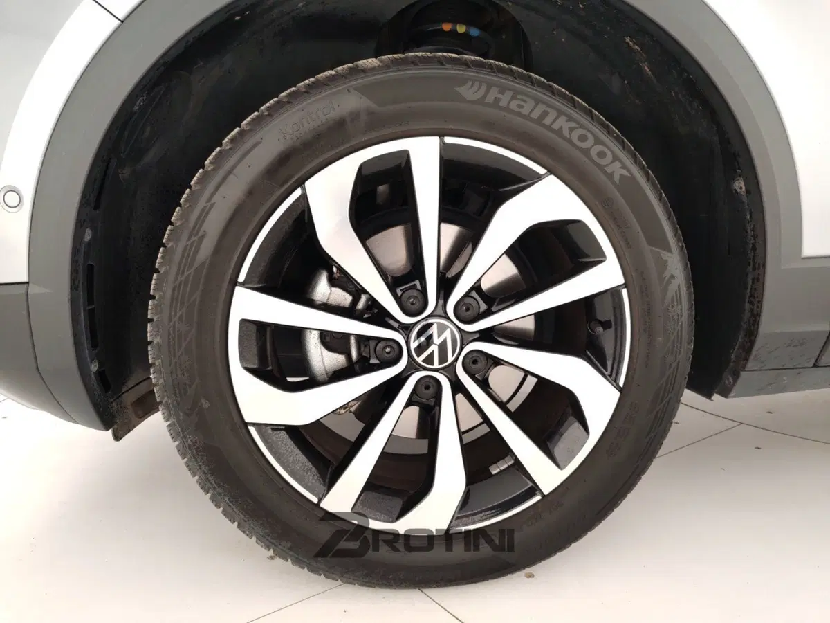 Volkswagen T-Roc usata a Massa-Carrara (6)