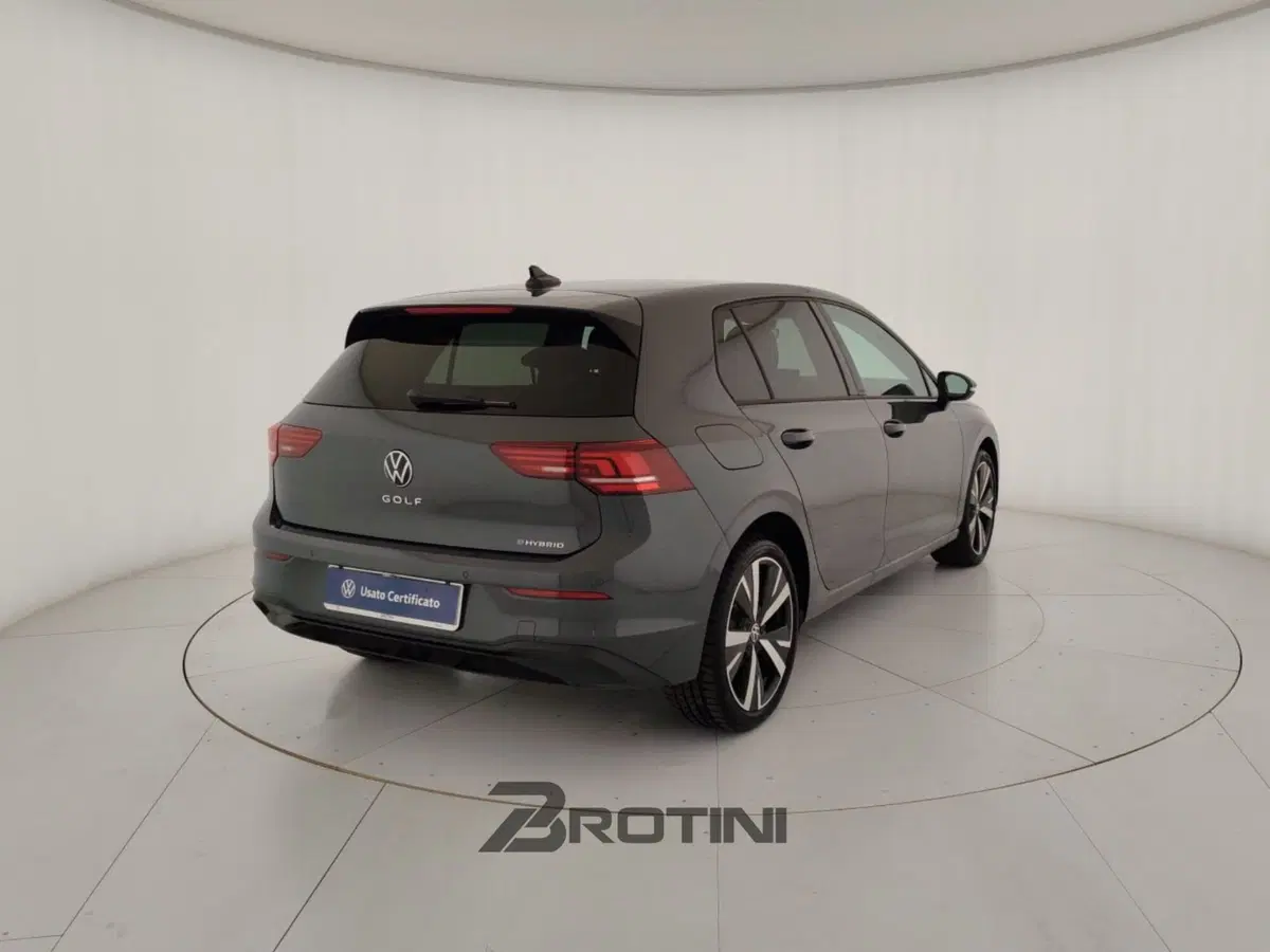 Volkswagen Golf usata a Massa-Carrara (3)