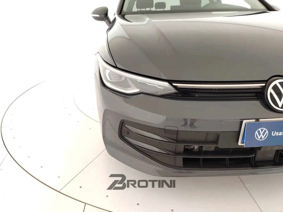 Volkswagen Golf usata a Massa-Carrara (5)