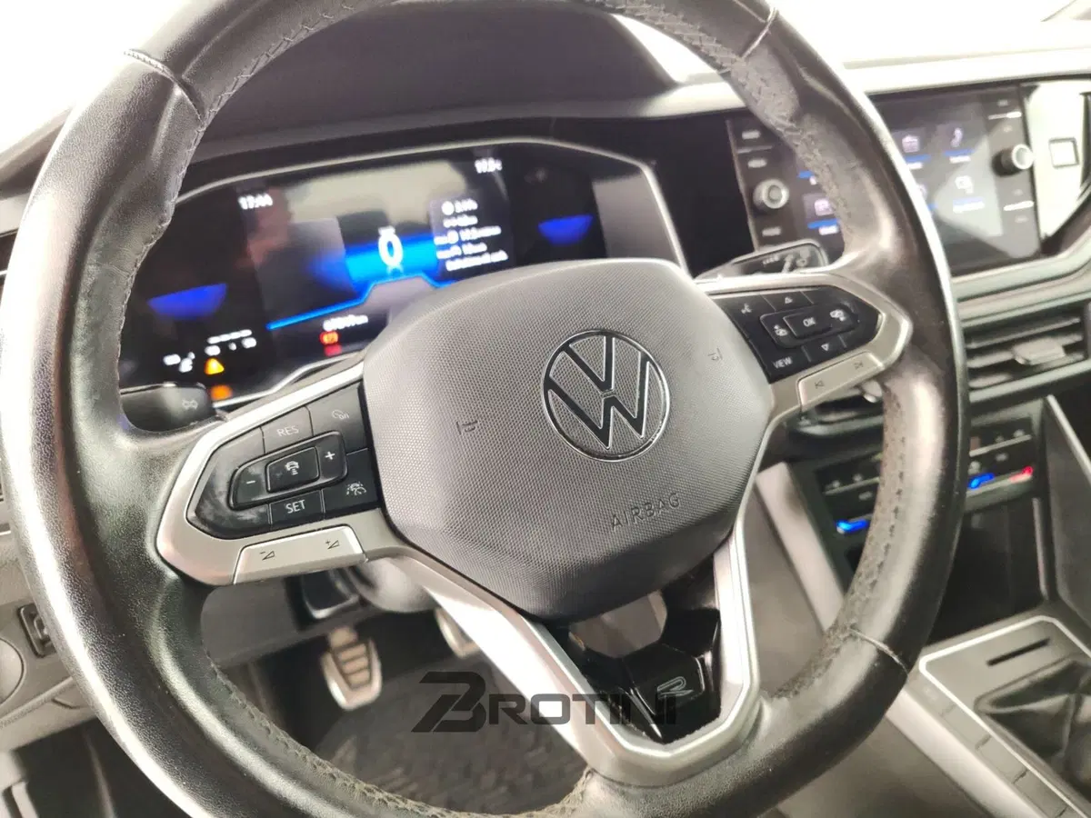 Volkswagen Polo usata a Massa-Carrara (15)