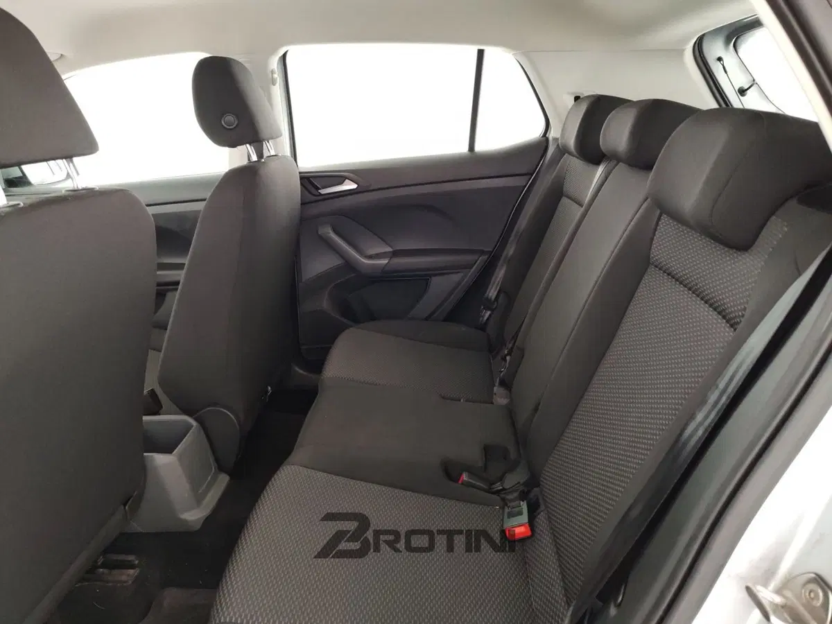 Volkswagen T-Cross usata a Massa-Carrara (10)
