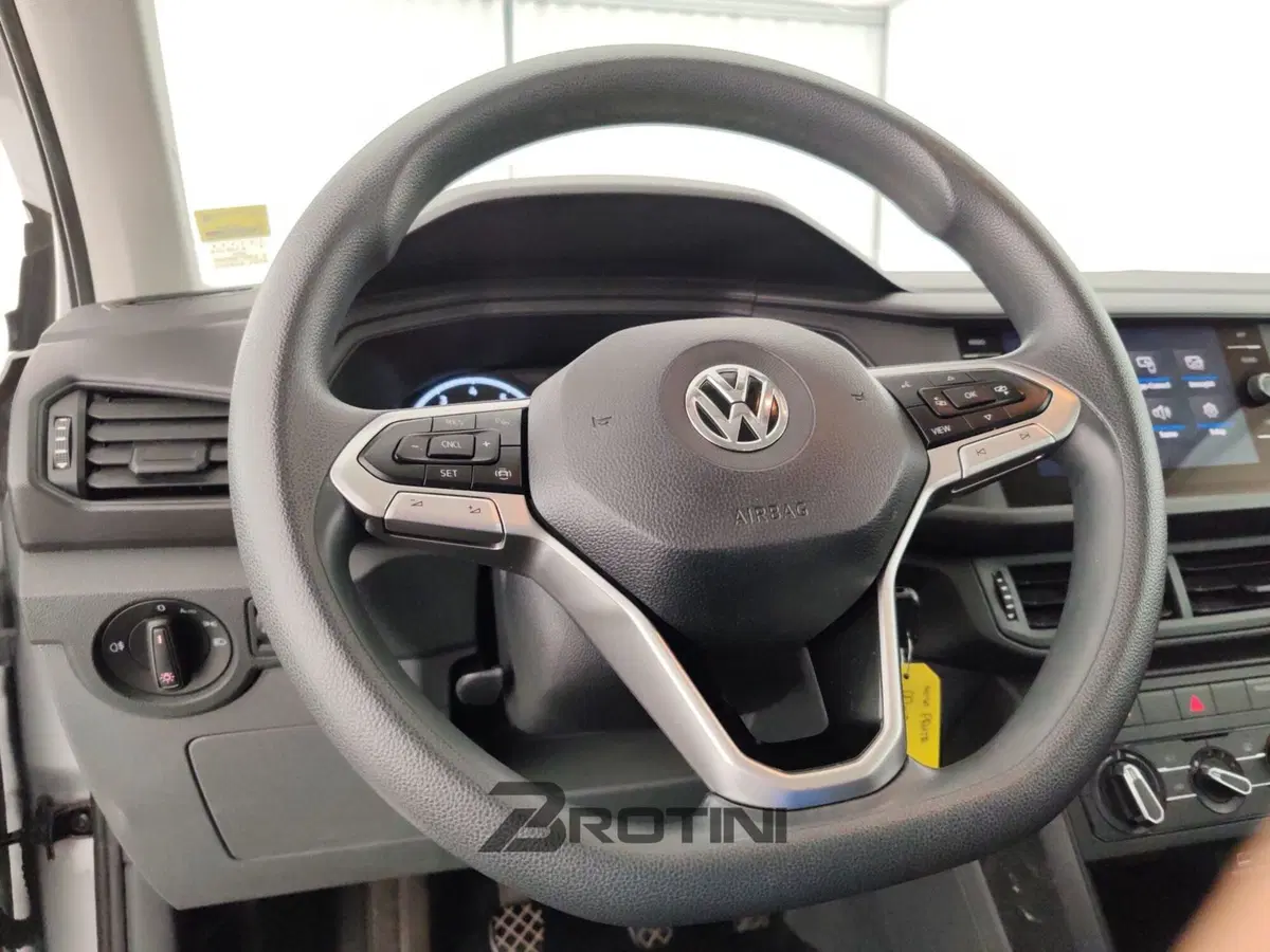 Volkswagen T-Cross usata a Massa-Carrara (15)