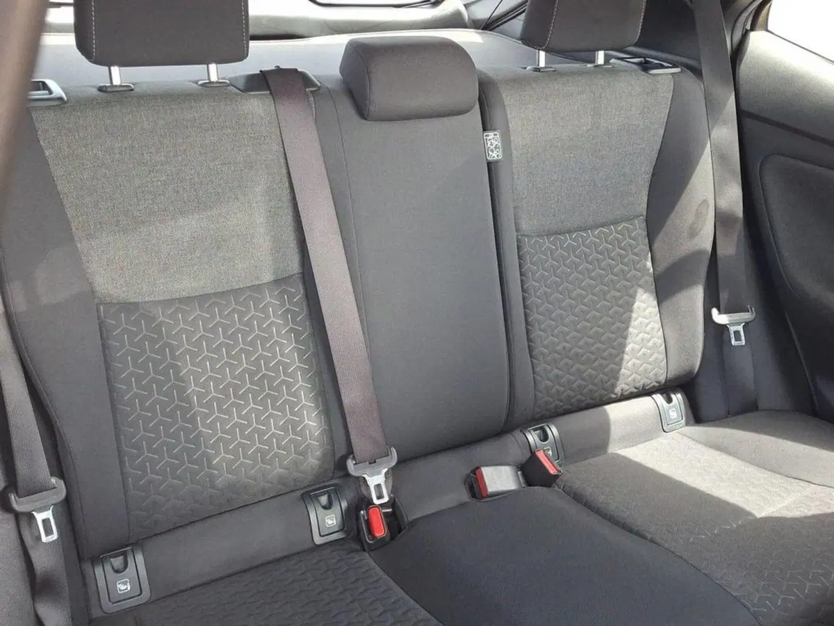 Toyota Yaris Cross usata a Roma (11)