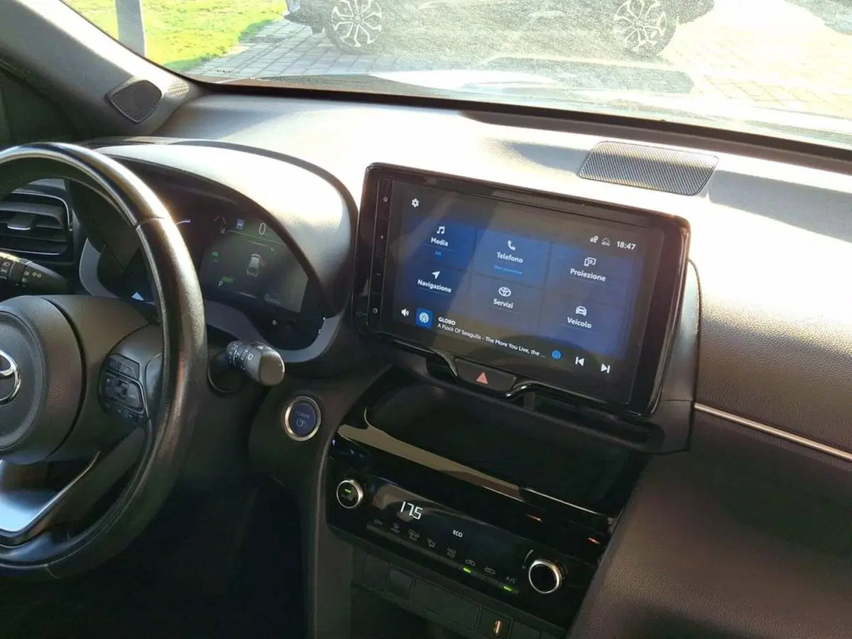 Toyota Yaris Cross usata a Roma (10)