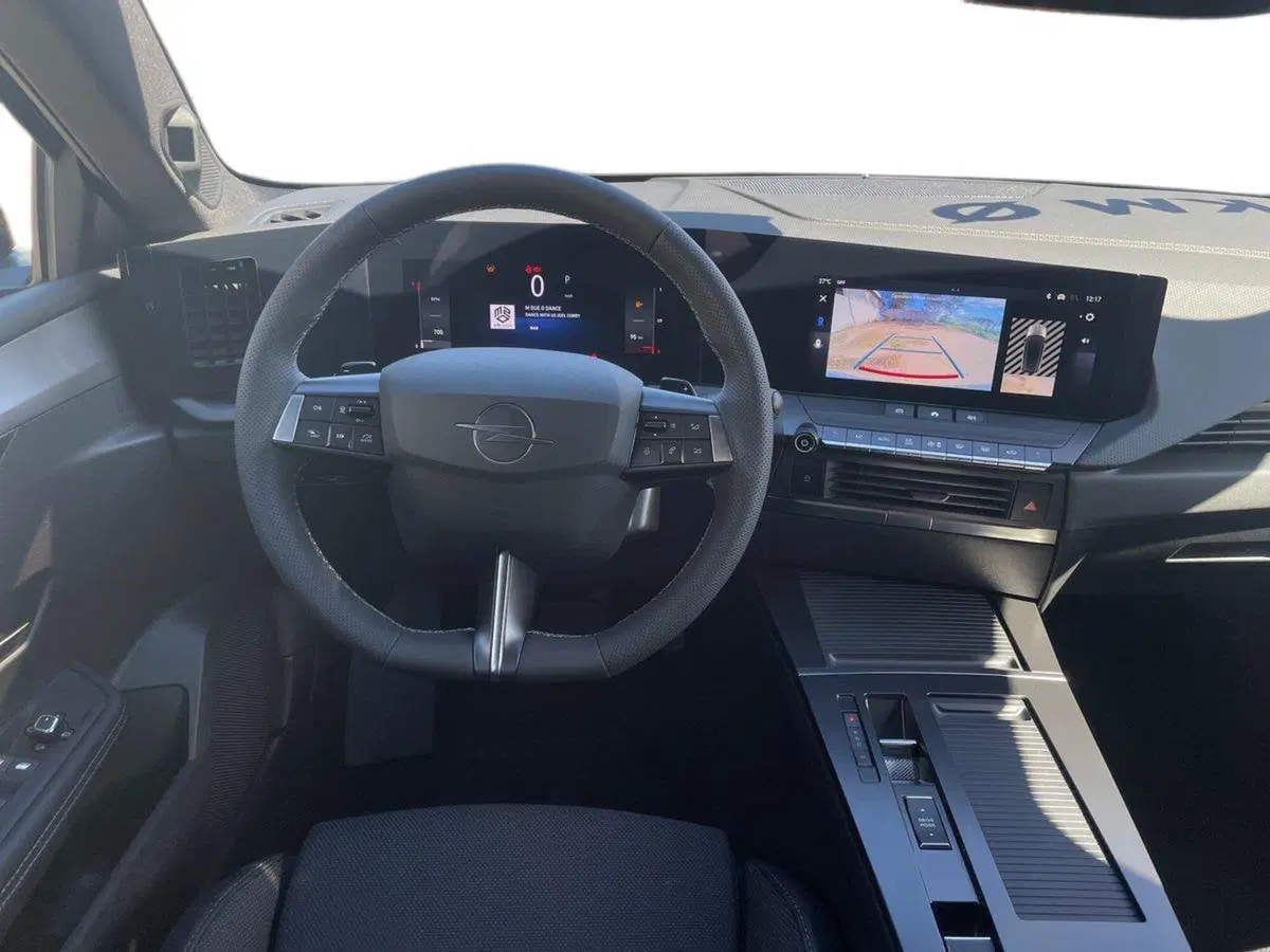 Opel Astra nuova a Salerno (10)