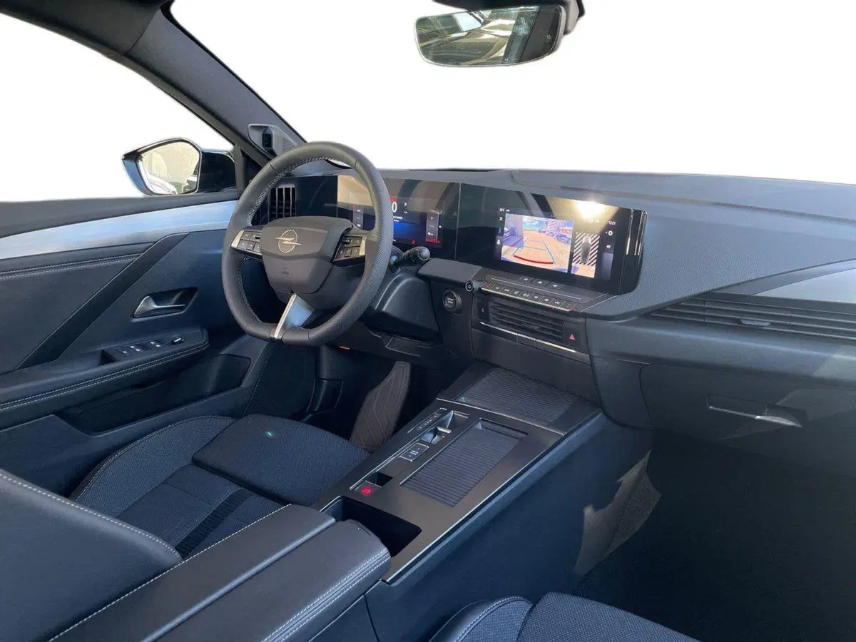 Opel Astra nuova a Salerno (15)