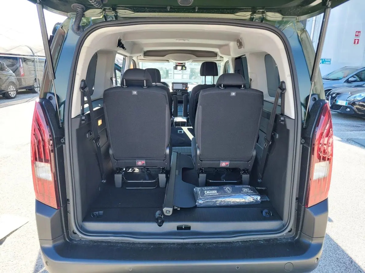 Peugeot Rifter nuova a Treviso (16)