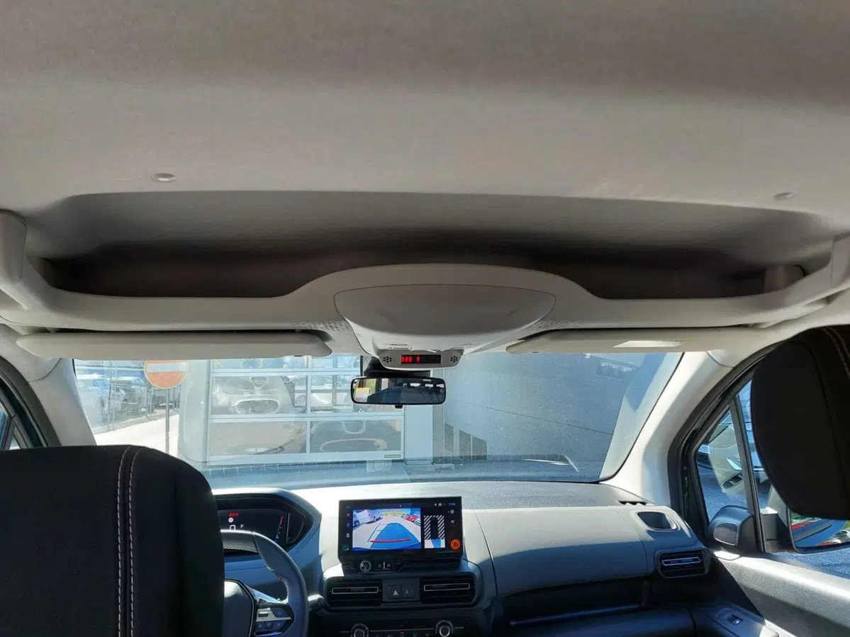 Peugeot Rifter nuova a Treviso (19)