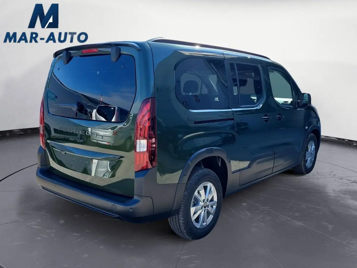 Peugeot Rifter nuova a Treviso (3)