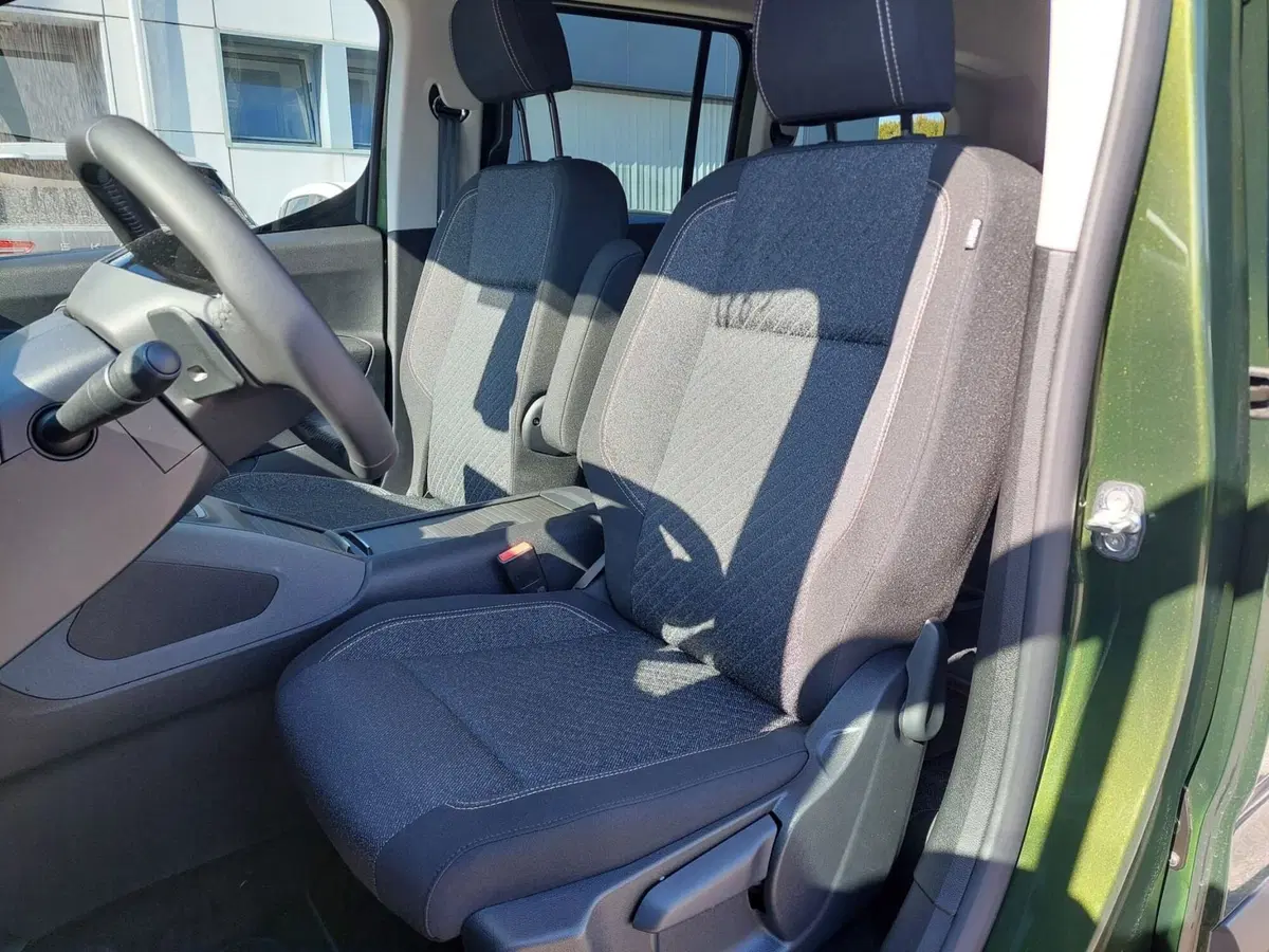 Peugeot Rifter nuova a Treviso (7)