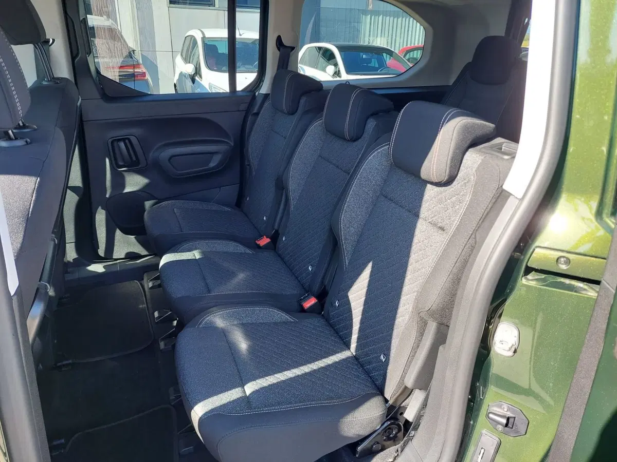 Peugeot Rifter nuova a Treviso (8)