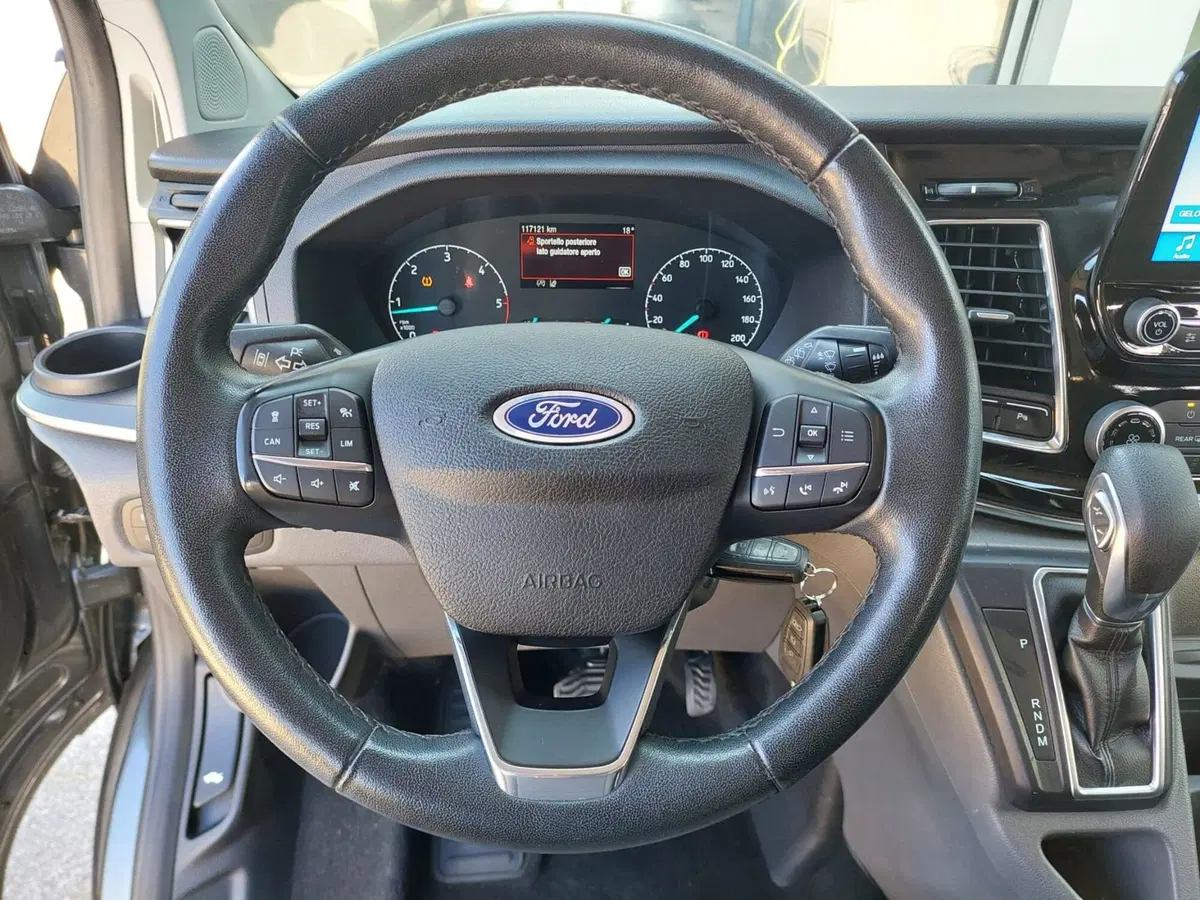 Ford Tourneo Custom usata a Treviso (13)