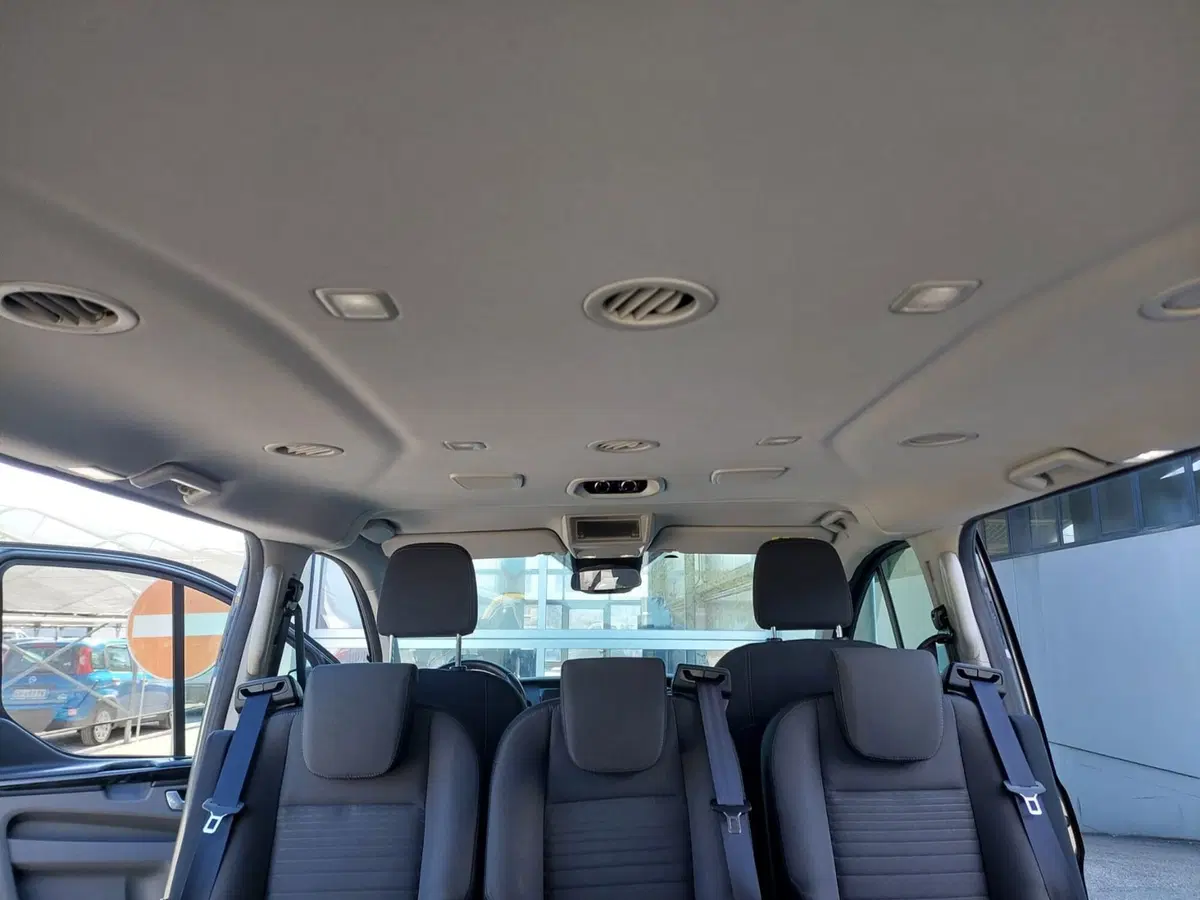 Ford Tourneo Custom usata a Treviso (17)