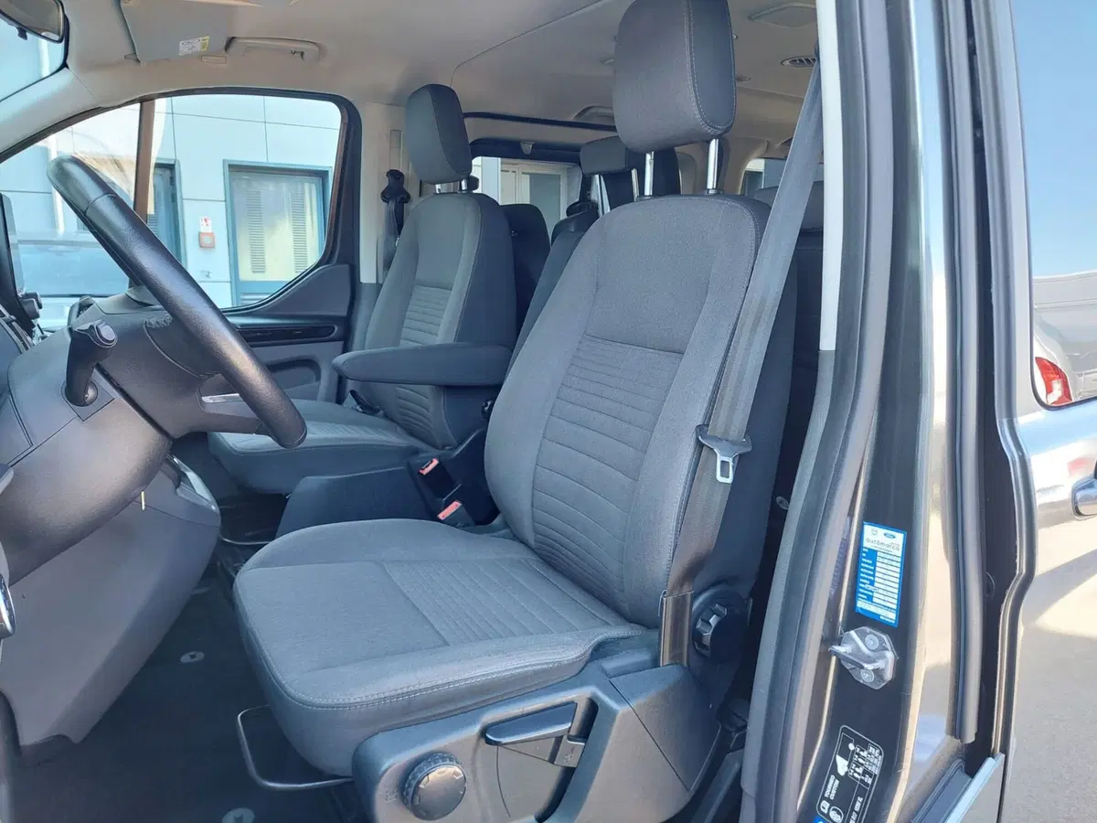 Ford Tourneo Custom usata a Treviso (8)