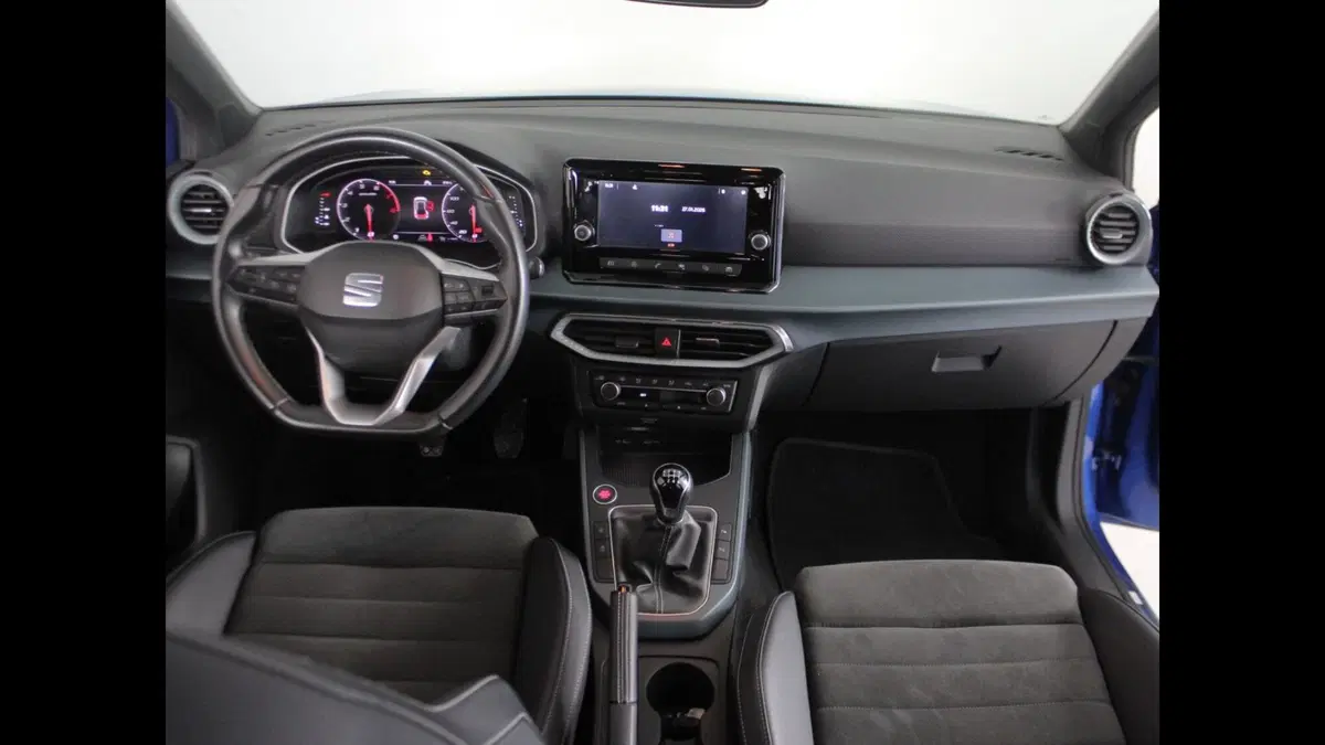 SEAT Arona usata a Palermo (8)