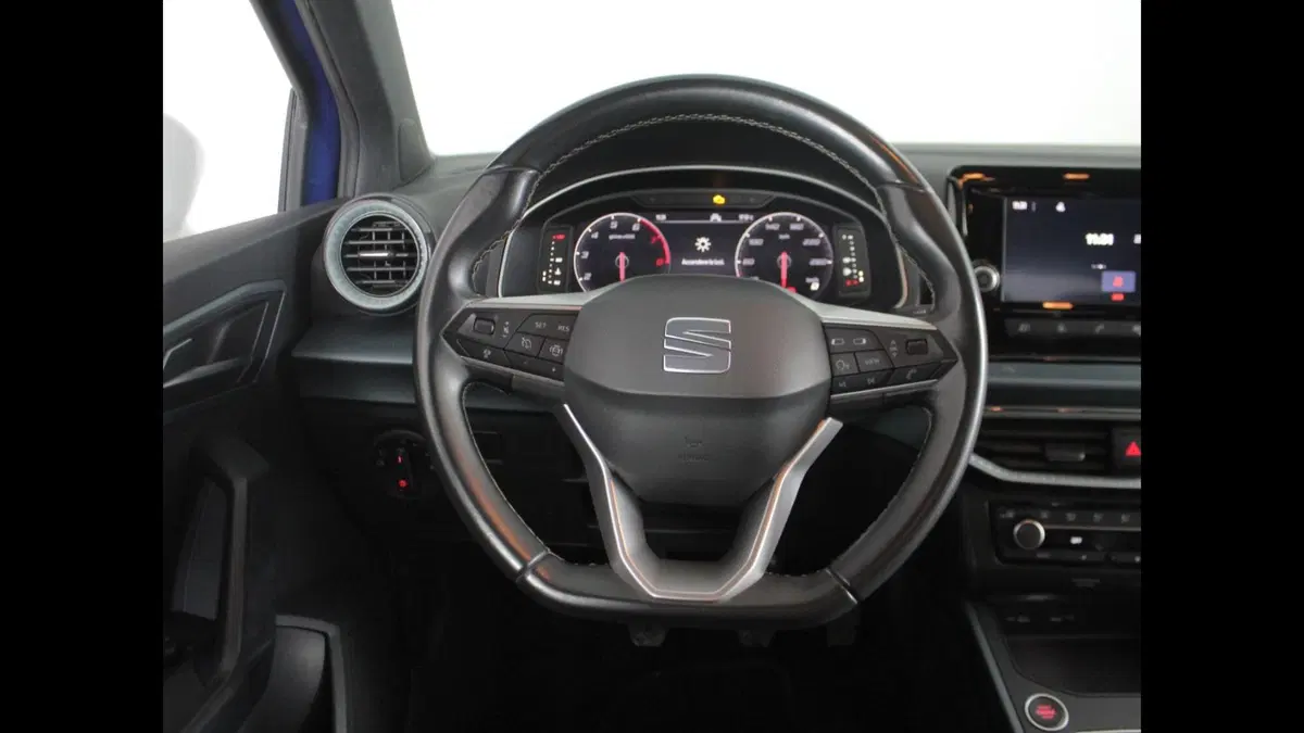 SEAT Arona usata a Palermo (9)