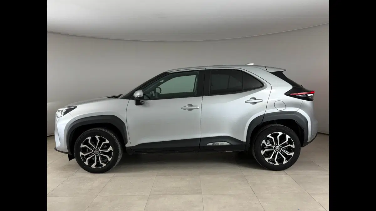 Toyota Yaris Cross usata a Palermo (3)