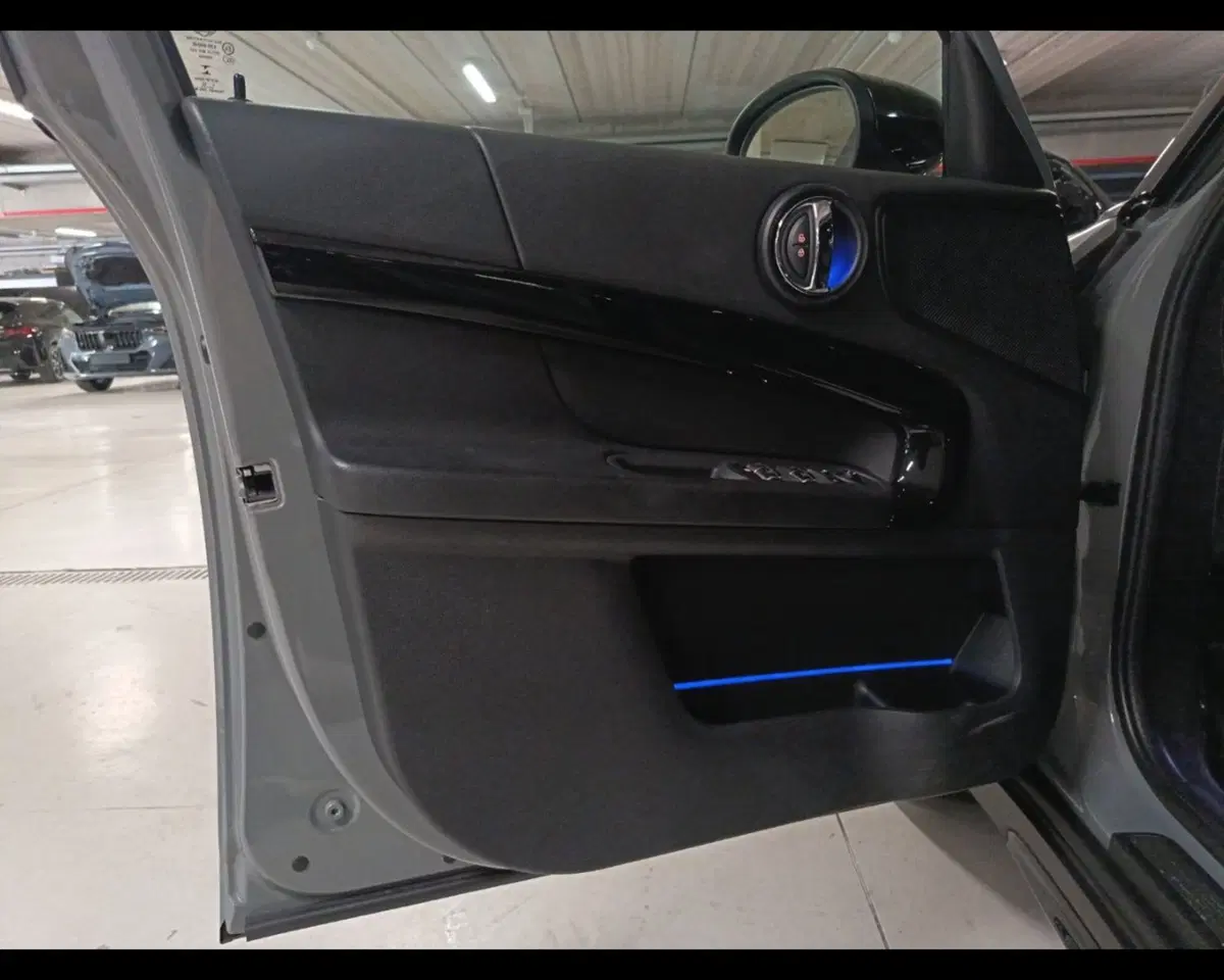 MINI Mini Countryman usata a Napoli (13)