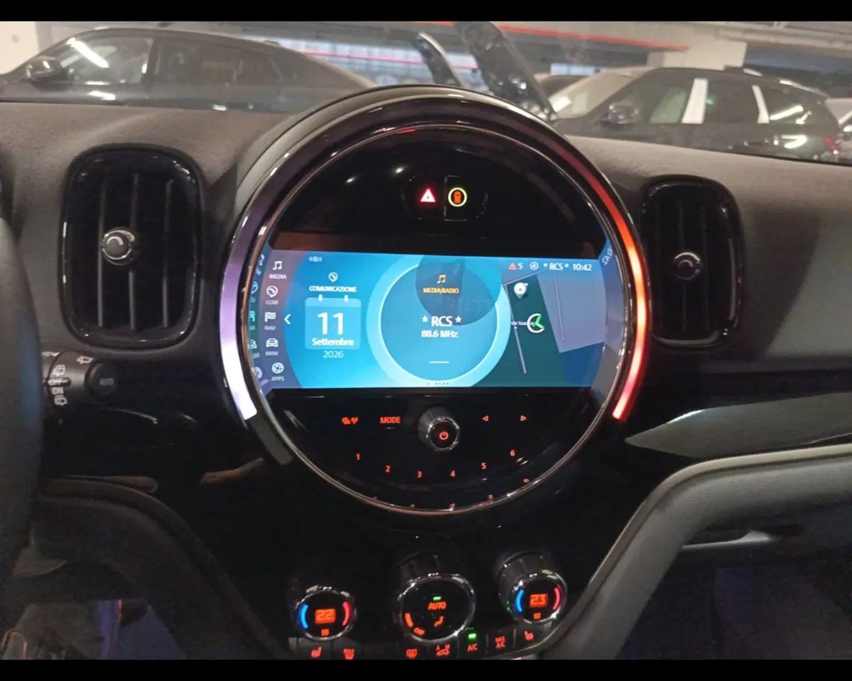 MINI Mini Countryman usata a Napoli (17)