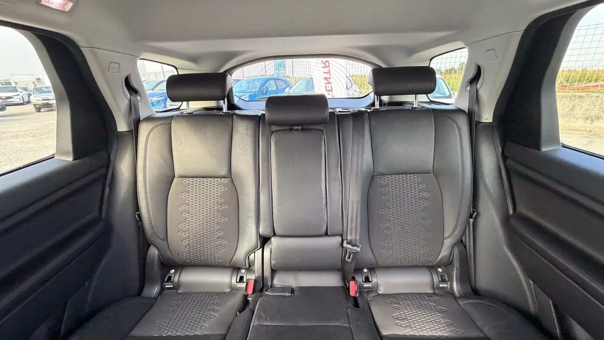 Land Rover Discovery Sport usata a Novara (10)