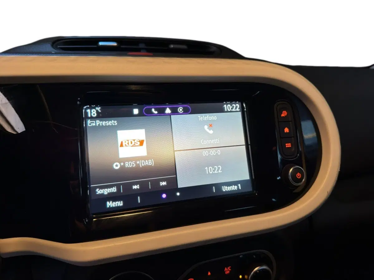 Renault Twingo usata a Milano (12)