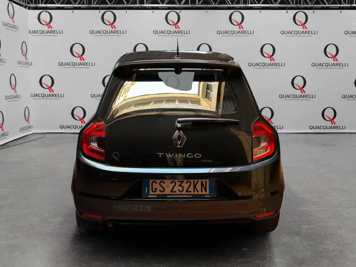 Renault Twingo usata a Milano (6)