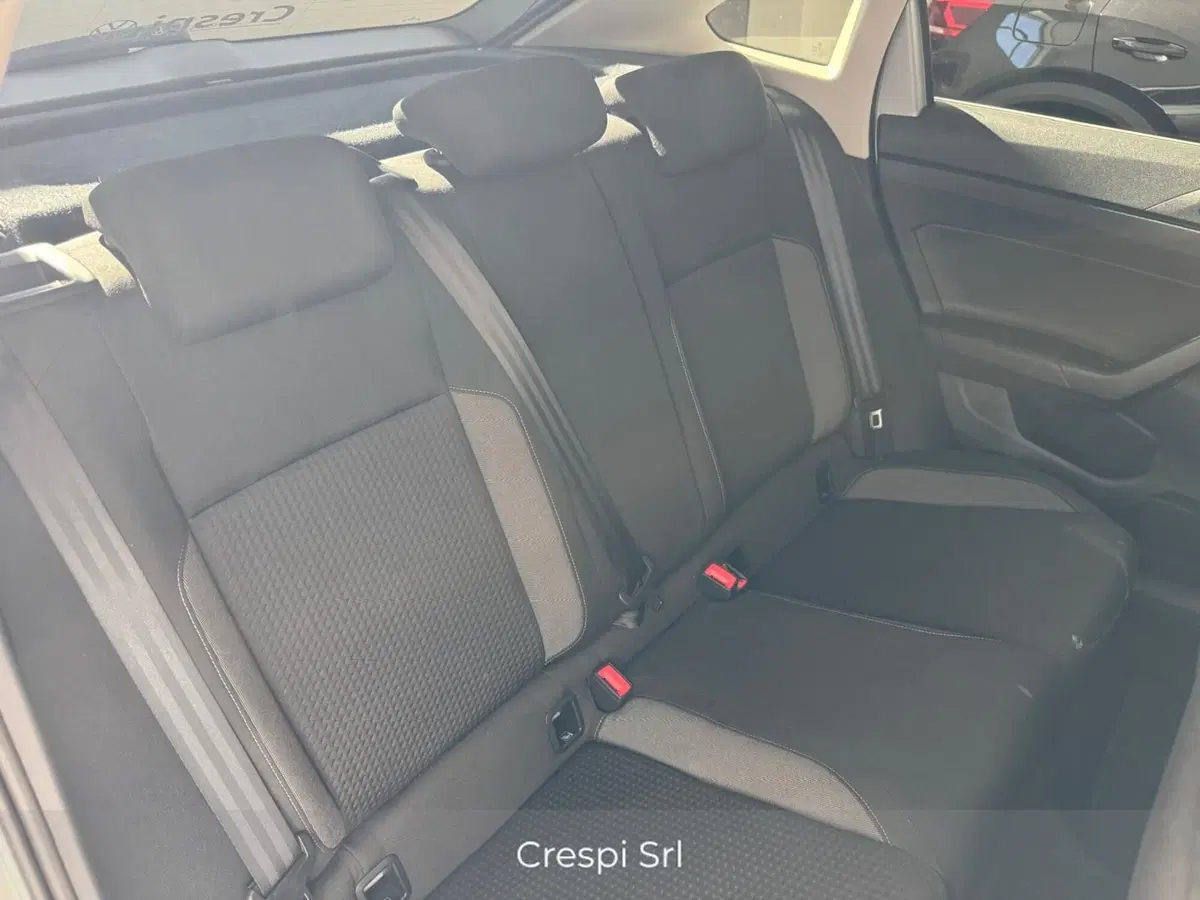 Volkswagen Taigo usata a Varese (12)