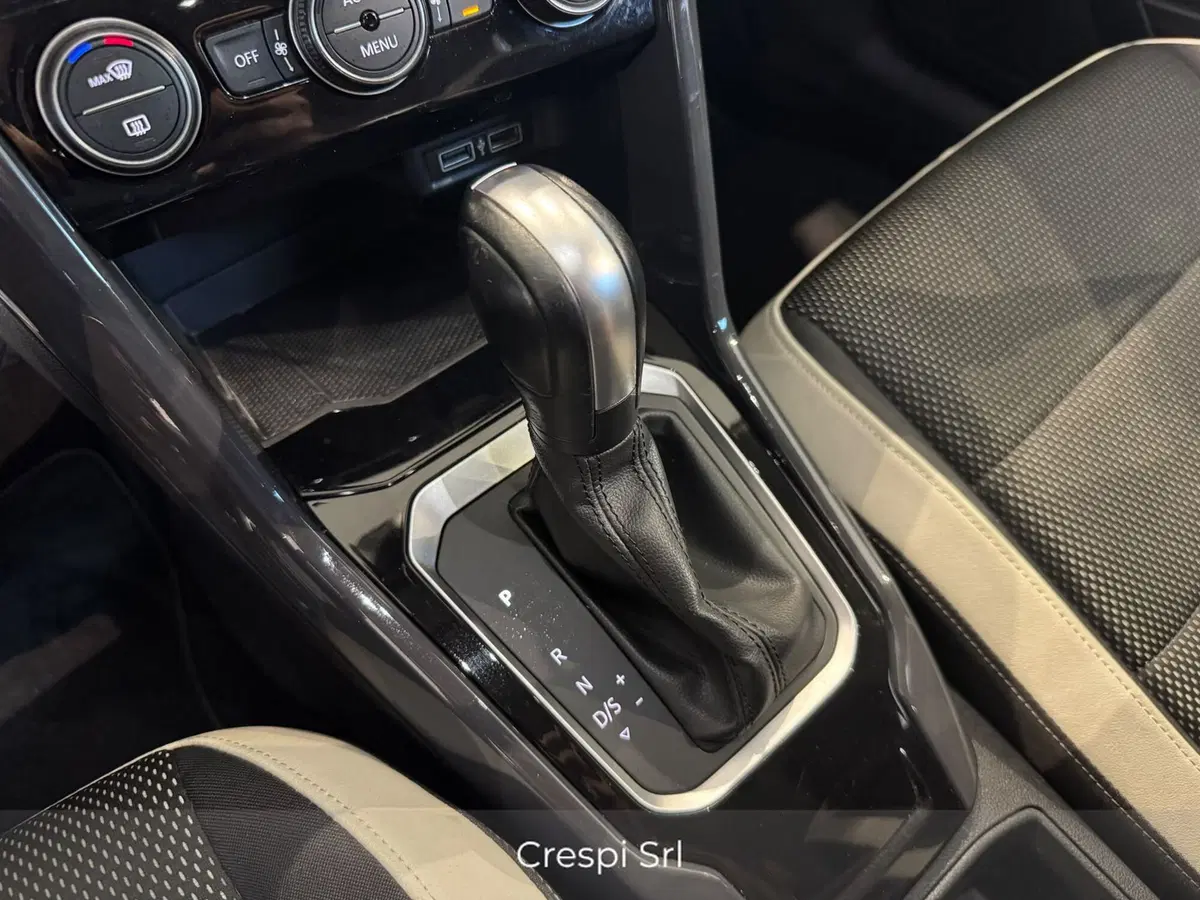 Volkswagen T-Roc usata a Varese (14)