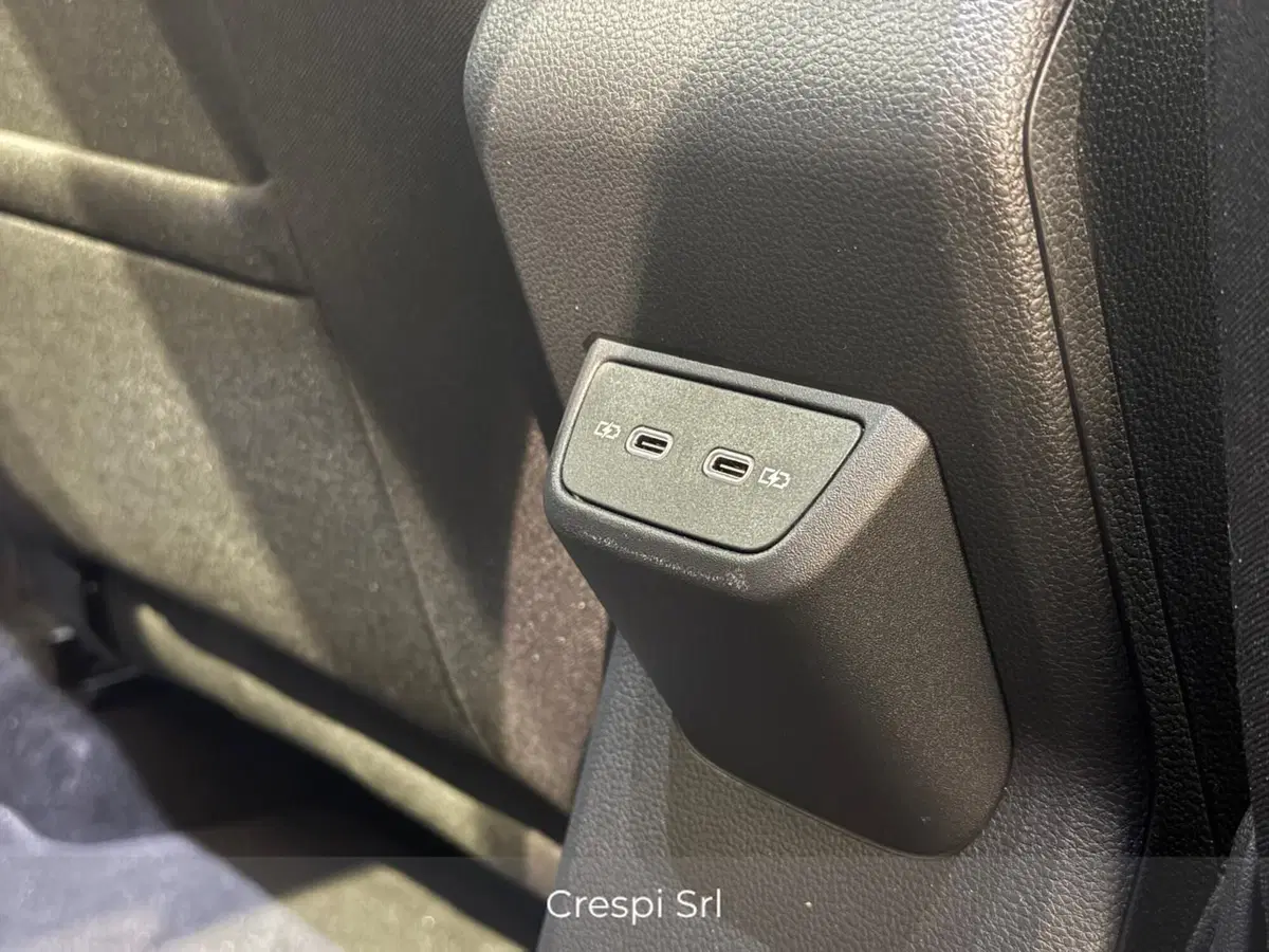 Volkswagen Taigo usata a Varese (19)