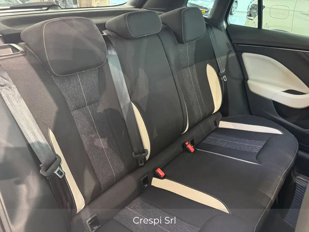 Skoda Kamiq usata a Varese (12)