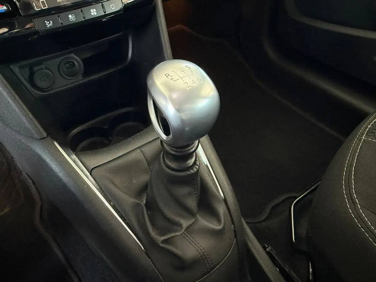 Peugeot 208 usata a Brescia (19)