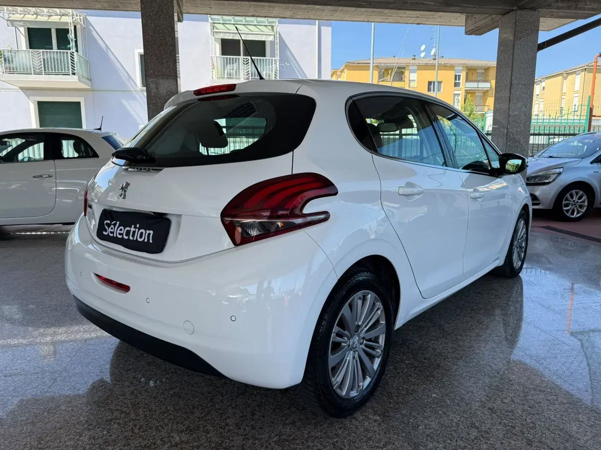 Peugeot 208 usata a Brescia (4)