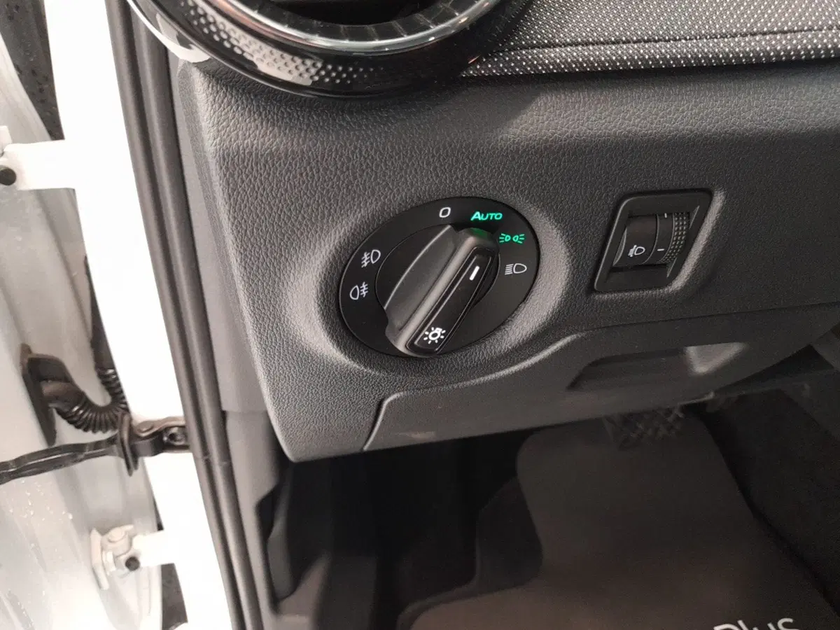 Skoda Fabia usata a Bologna (10)